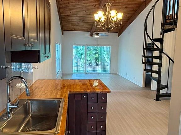 4th image of 7456 NW 33rd St #0
