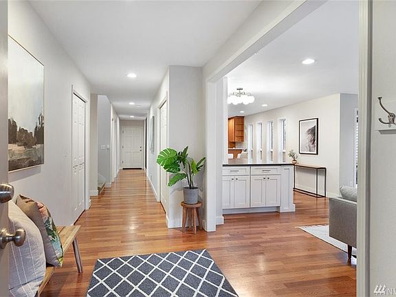 4th image of 13248 6th Ave NW