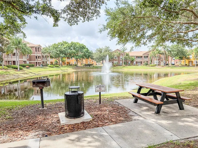 8818 Villa View Cir #204 — Photo 38