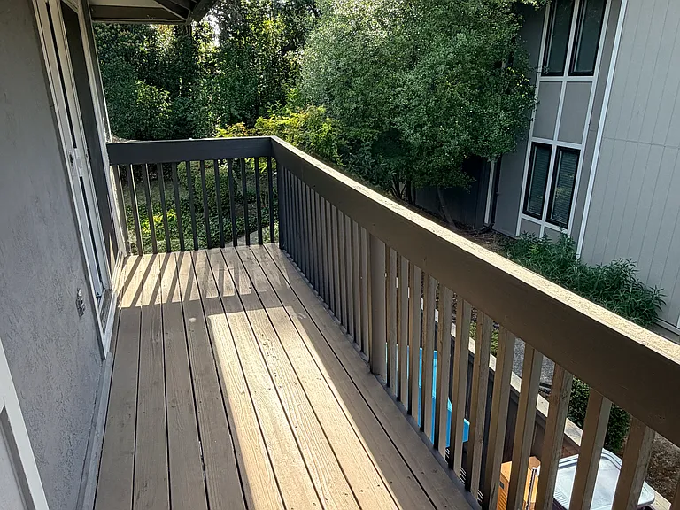 1920 Camino Verde #C — Photo 10