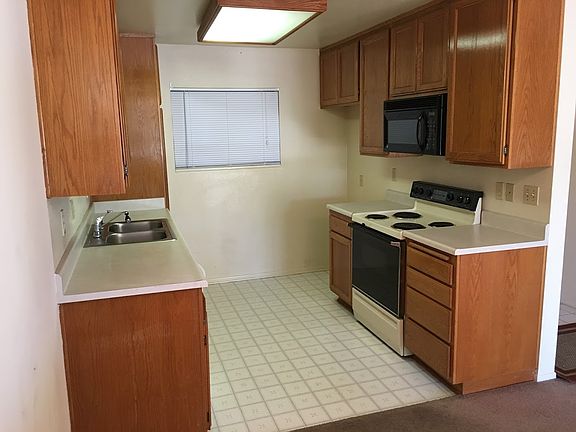 3rd image of 2623 Antonio Dr Unit 102