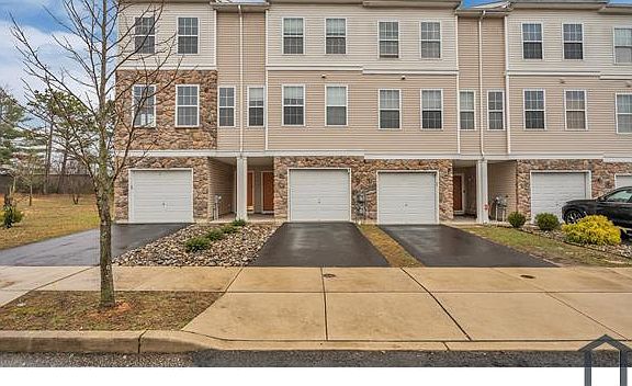 2nd image of 4 Rowand Way E