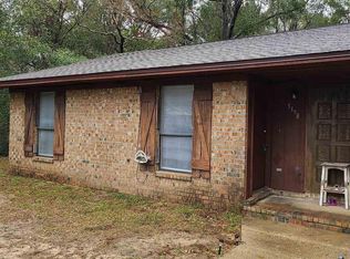 5396 Camille Gardens Cir, Milton, FL 32570