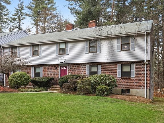 4th image of 8 Meadowbrook Ln APT 4