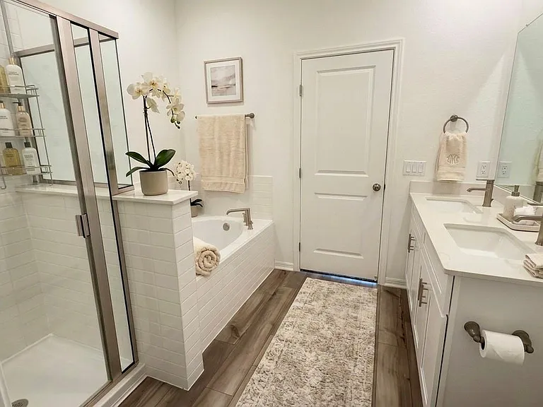 7123 Glennwick Grove Ln — Photo 8