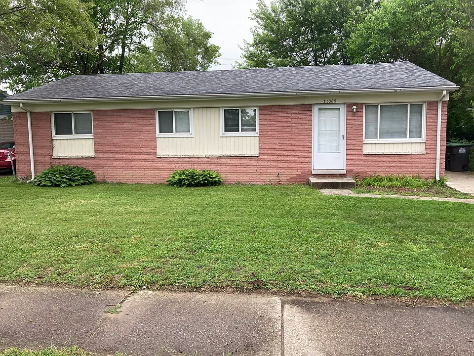 15065 Kerstyn St