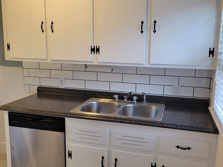 138 Bay View Ave #3 — Photo 14