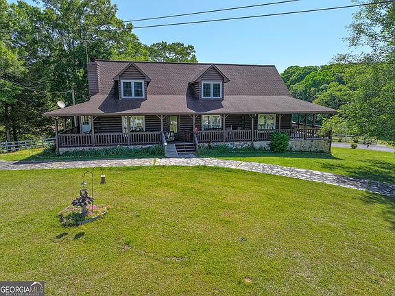 3rd image of 360 Parrish Rd
