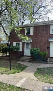 130 Glenbrook Pkwy, Englewood, NJ, 07631