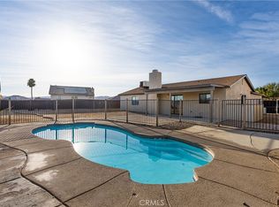 1125 Teton Dr, Barstow, CA 92311