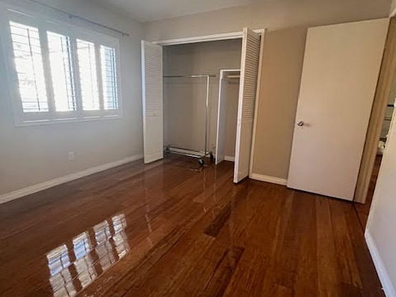 3rd image of 2095 Golden Circle Dr