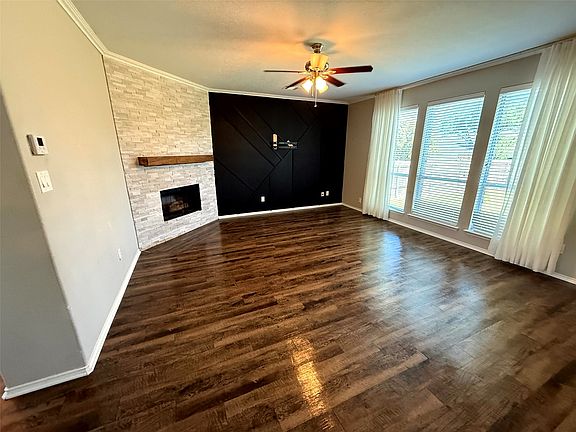 4th image of 1306 Webb Ferrell Rd S