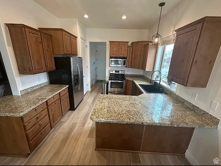 1929 W Golden Pond Way — Photo 4