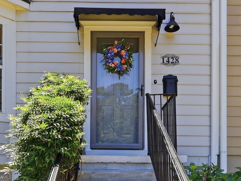 1st image of 1428 Shiloh Way NW