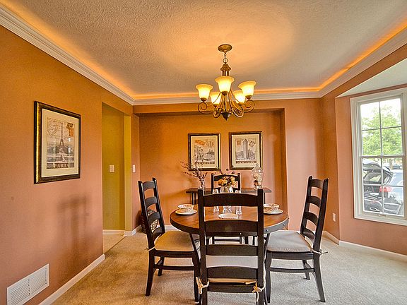 5th image of 6657 Hermitage Dr
