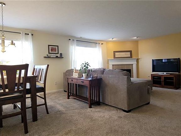 5th image of 2245 Santa Fe Dr