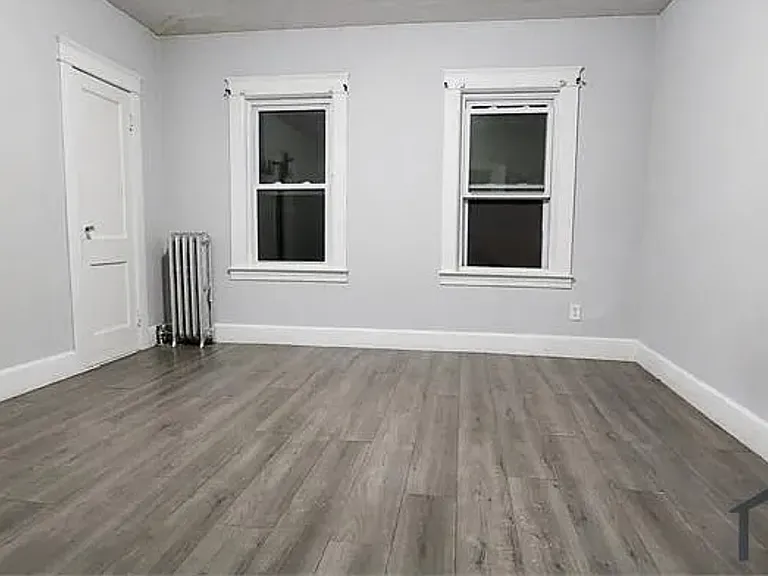191 Eastern Ave #2 — Photo 3