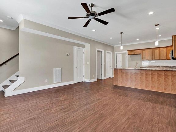 4th image of 1726 Arbor Hills Dr SE #1726