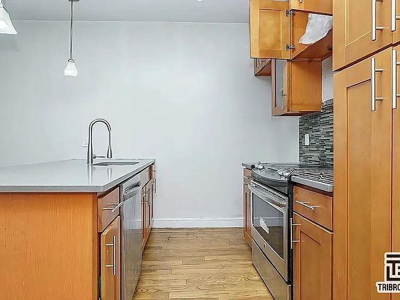 3rd image of 1123 Flatbush Ave #2R