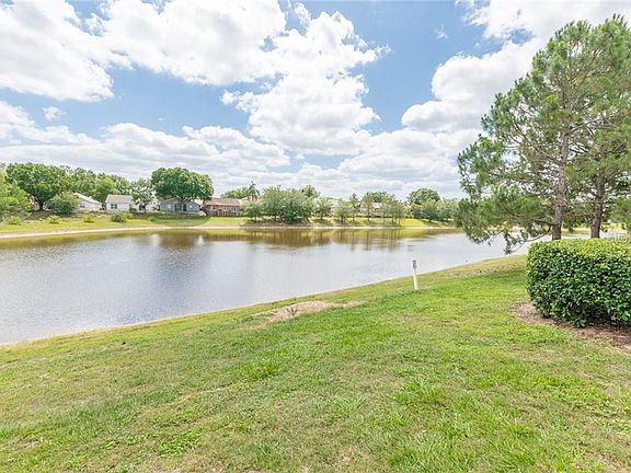 4th image of 8805 Dunes Ct APT 102