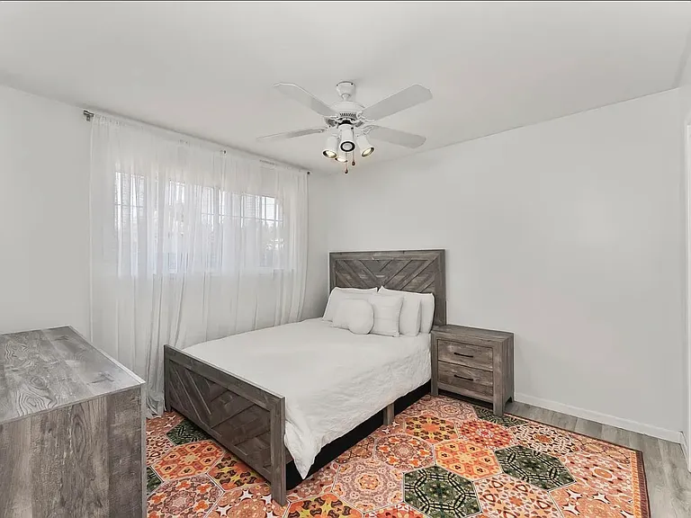 2212 Cervantes Dr — Photo 7