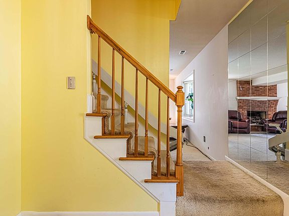 4th image of 410 Regalwood Drive
