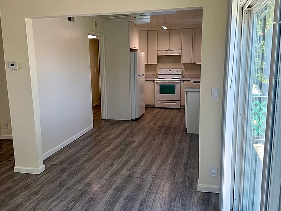4th image of 1435 Regent St APT 5