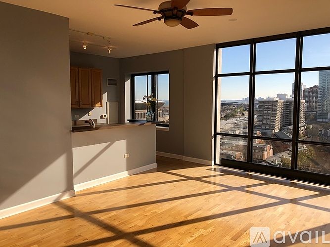 1st image of 1322 S Prairie Ave Unit 1501