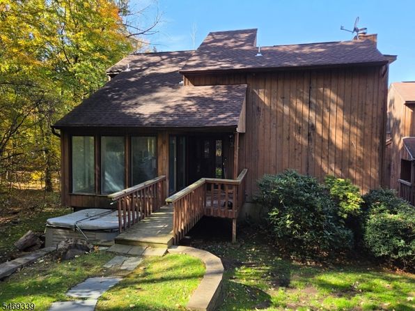 2 Village Way Unit 7