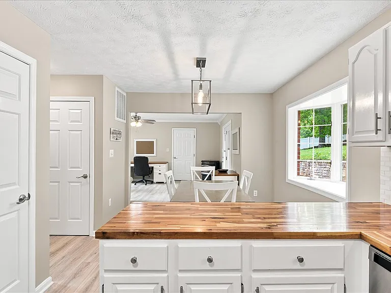 111 Launchris Dr — Photo 25
