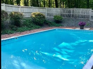 37 Belle Vale St, Monroe, CT 06468