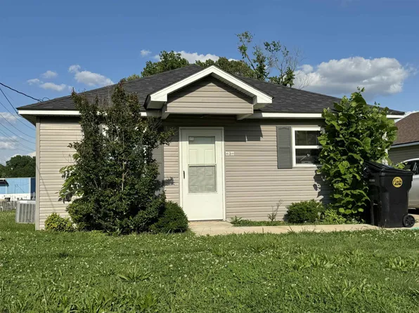 438 Prince Ave, Dyersburg, TN 38024