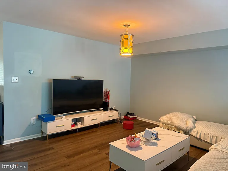 4 Kensington Ct — Photo 5