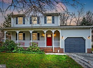 15 Ivy Cir, Hanover, PA 17331