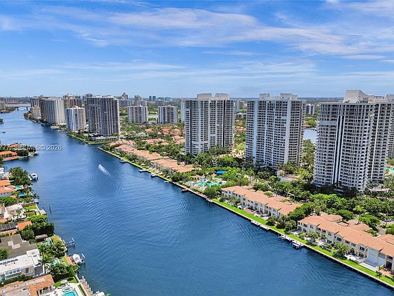 5th image of 21200 Point Pl APT 403