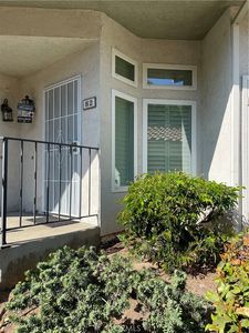 82 Willowcrest Ln, Pomona, CA, 91766