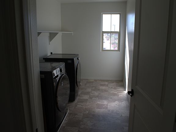 5th image of 12524 W Myrtle Ave