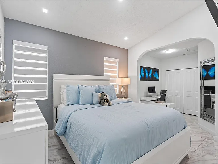 8842 SW 215th Ln — Photo 13