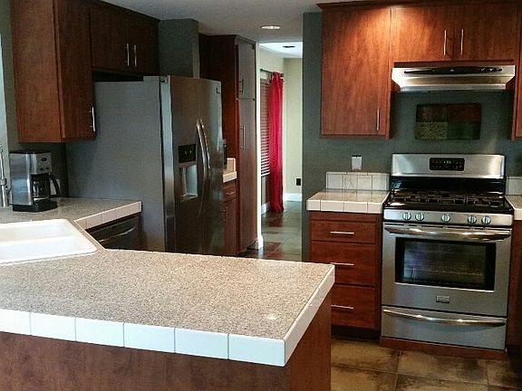 5th image of 26732 Pamela Dr