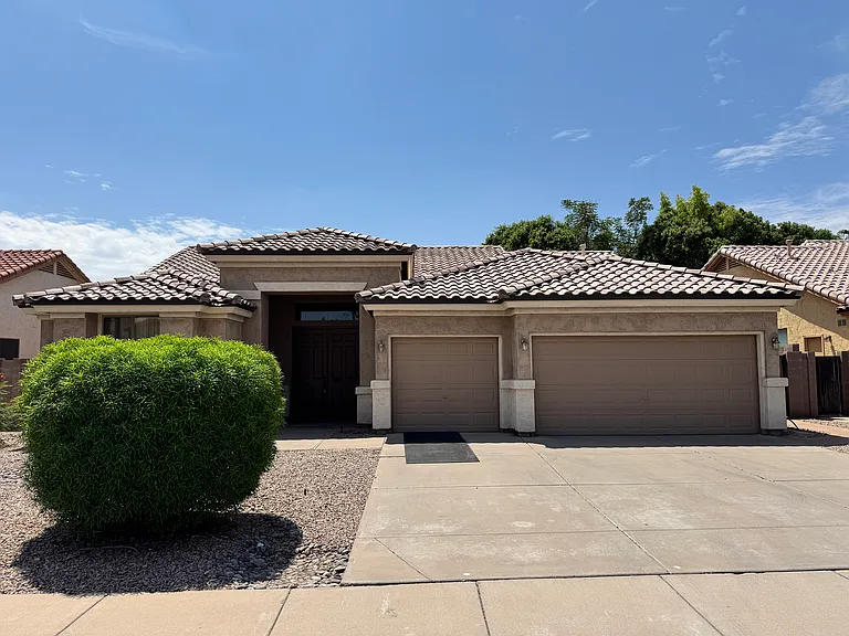 2821 E Stottler Ct — Photo 1
