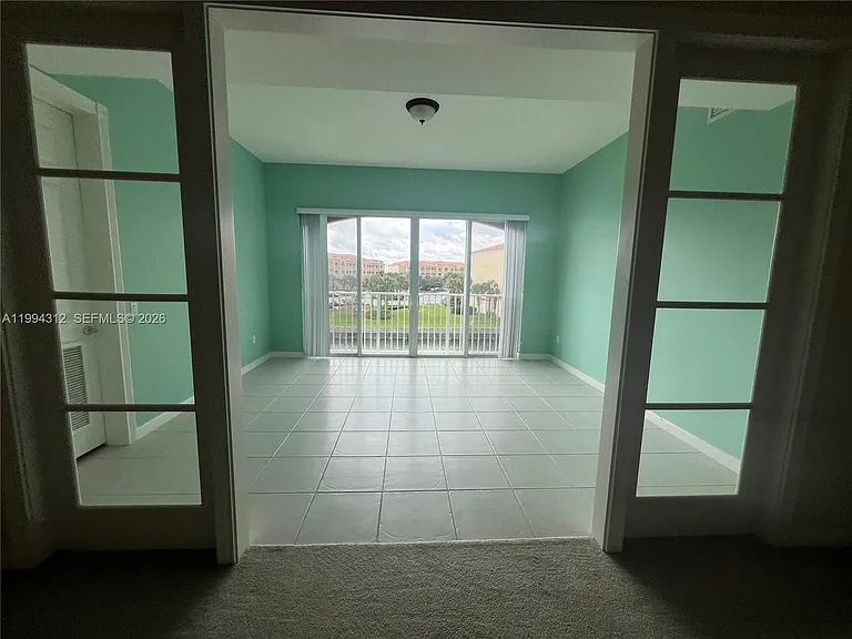 5 Harbour Isle Dr E #306 — Photo 10