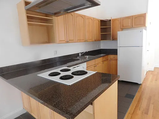 Rented by Compass | media 30