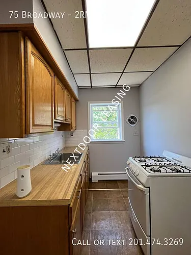 75 Broadway Photo 1