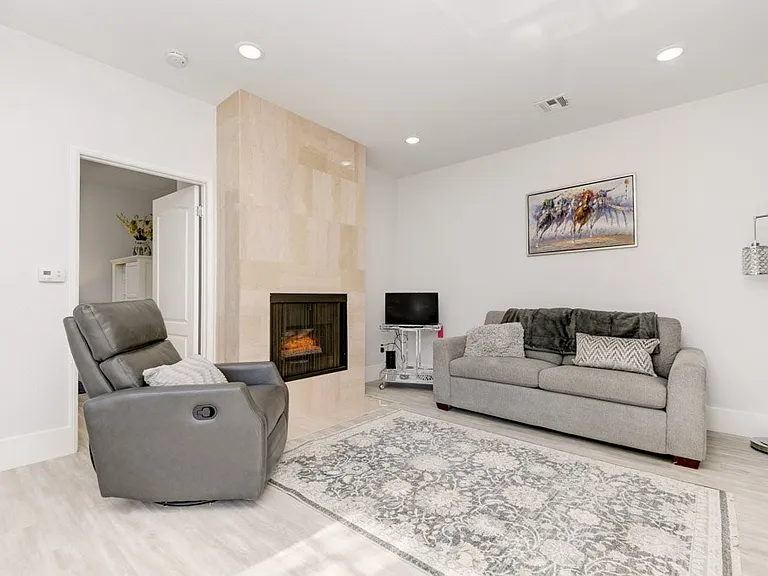 3601 Bernwood Pl #67 — Photo 16