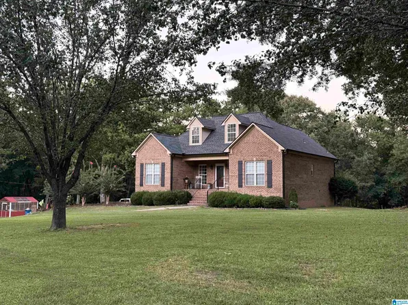 206 Deerwood Dr, Hayden, AL 35079