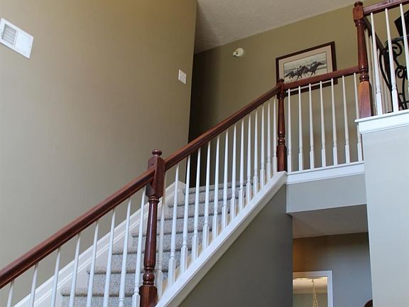2nd image of 113 Granger Ln
