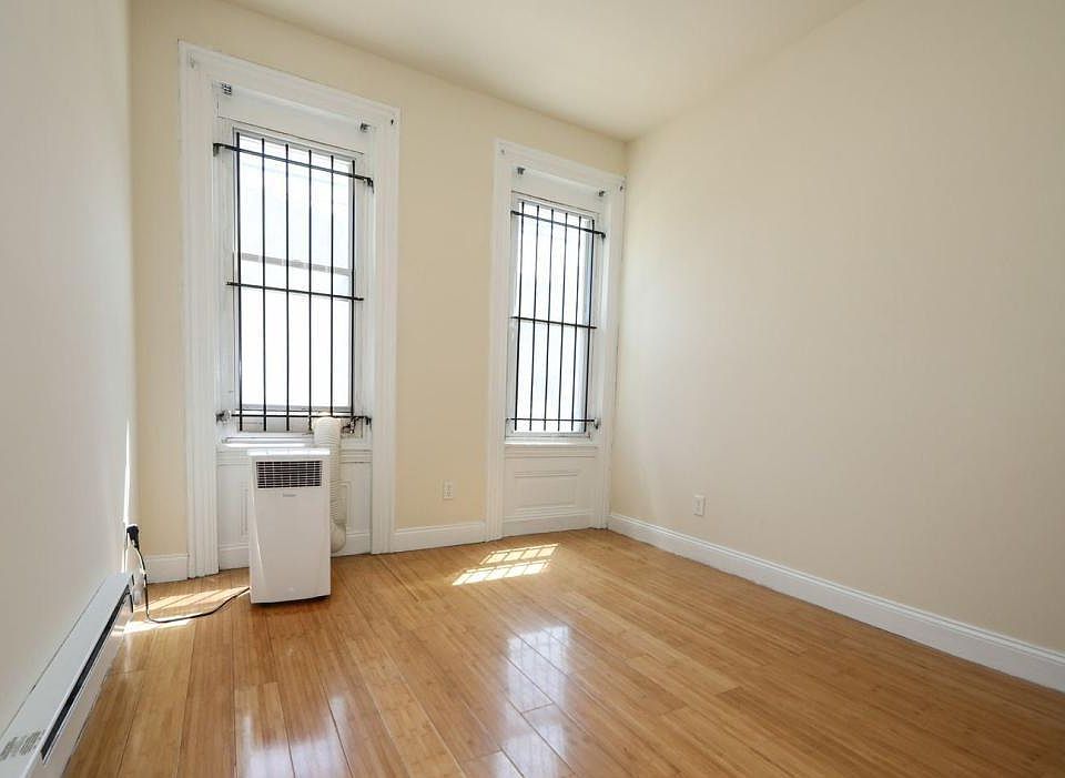 Bedroom #1