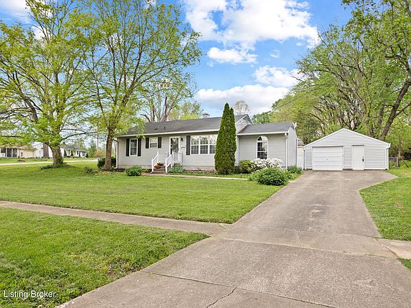 2nd image of 316 Glen Rd