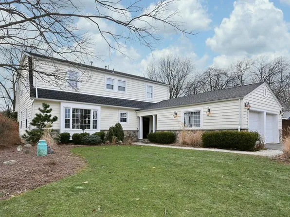 25 Yorkshire Drive, Suffern, NY 10901