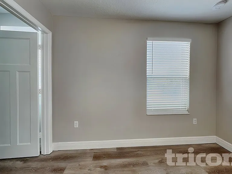 7105 Feather Wood Dr — Photo 11